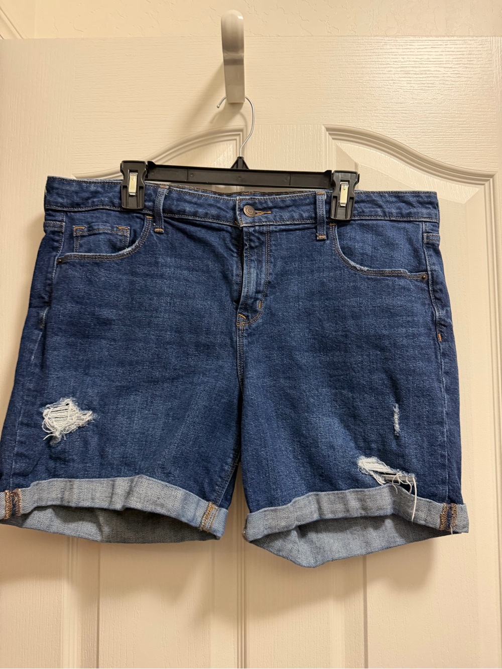 Old Navy Classic Dark Blue Denim Rolled-Hem Women's Shorts